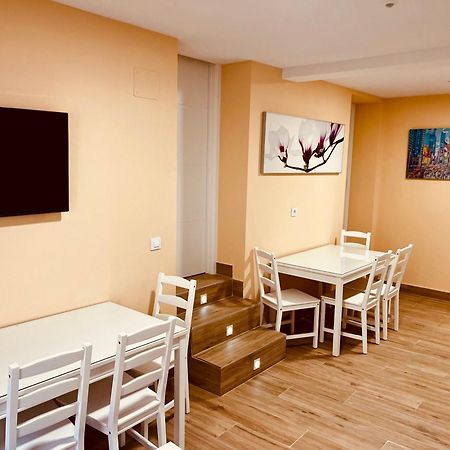 Apartamentos San Nicolas Логроньо Екстериор снимка