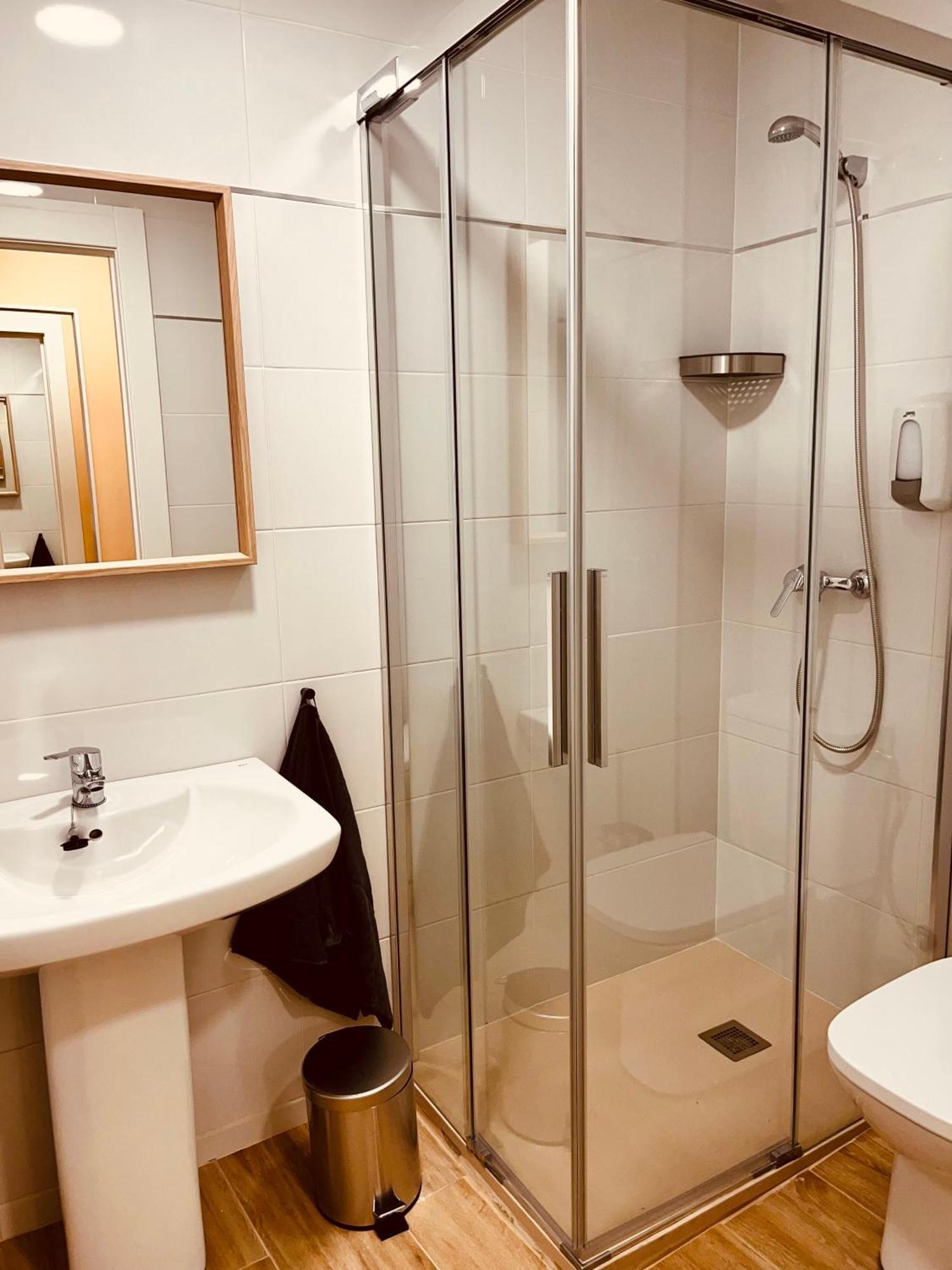 Apartamentos San Nicolas Логроньо Екстериор снимка