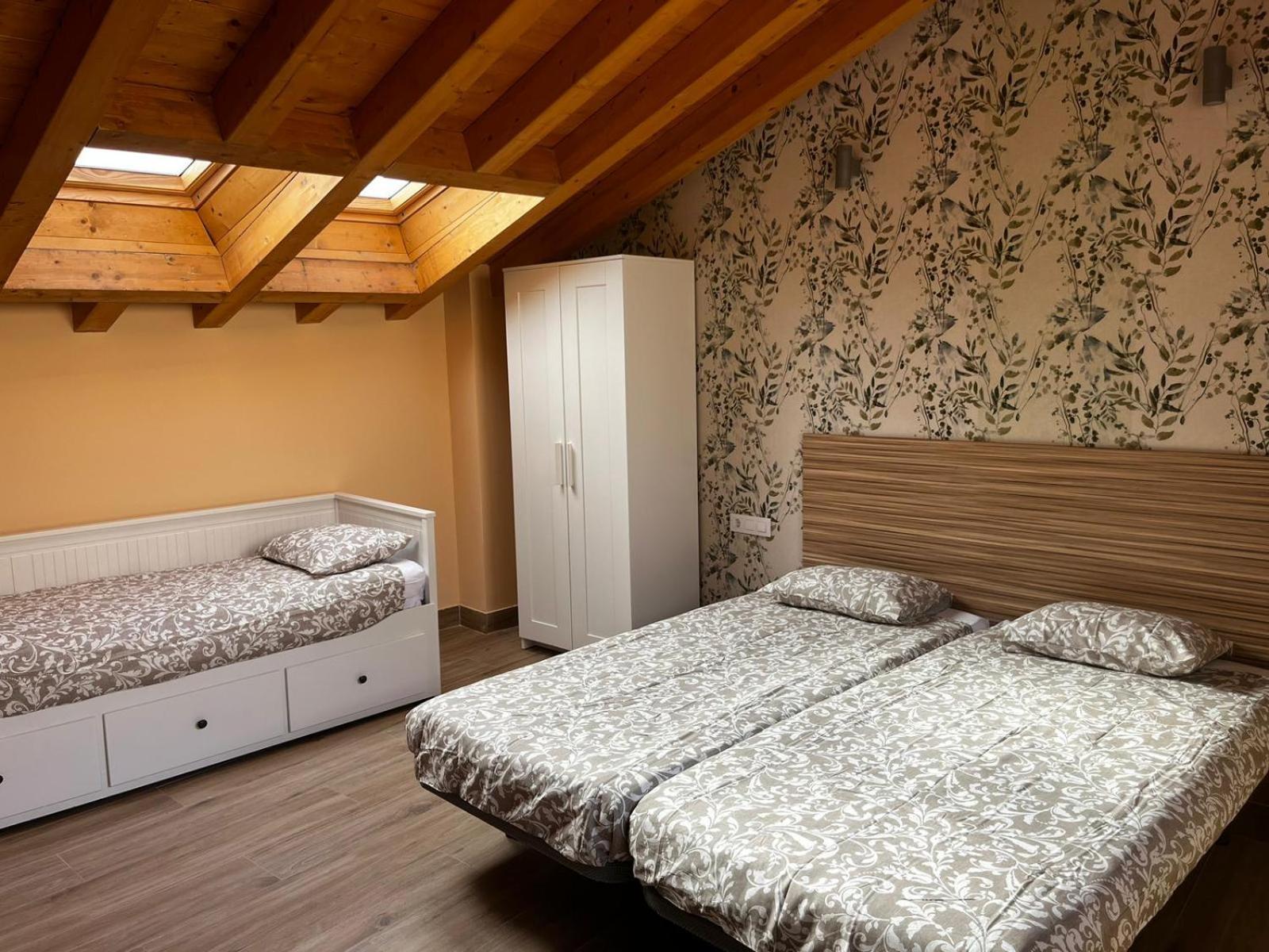 Apartamentos San Nicolas Логроньо Екстериор снимка