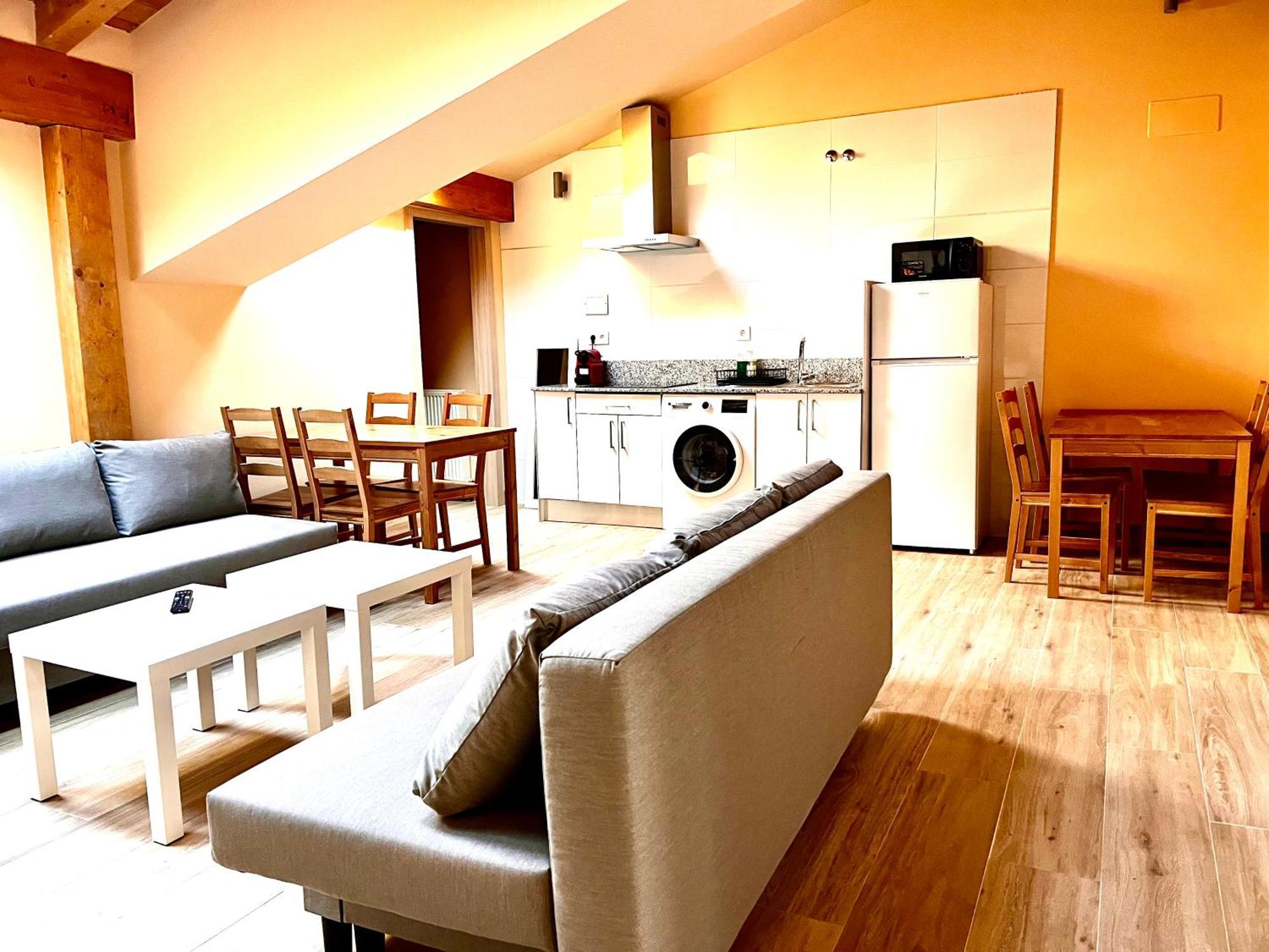Apartamentos San Nicolas Логроньо Екстериор снимка