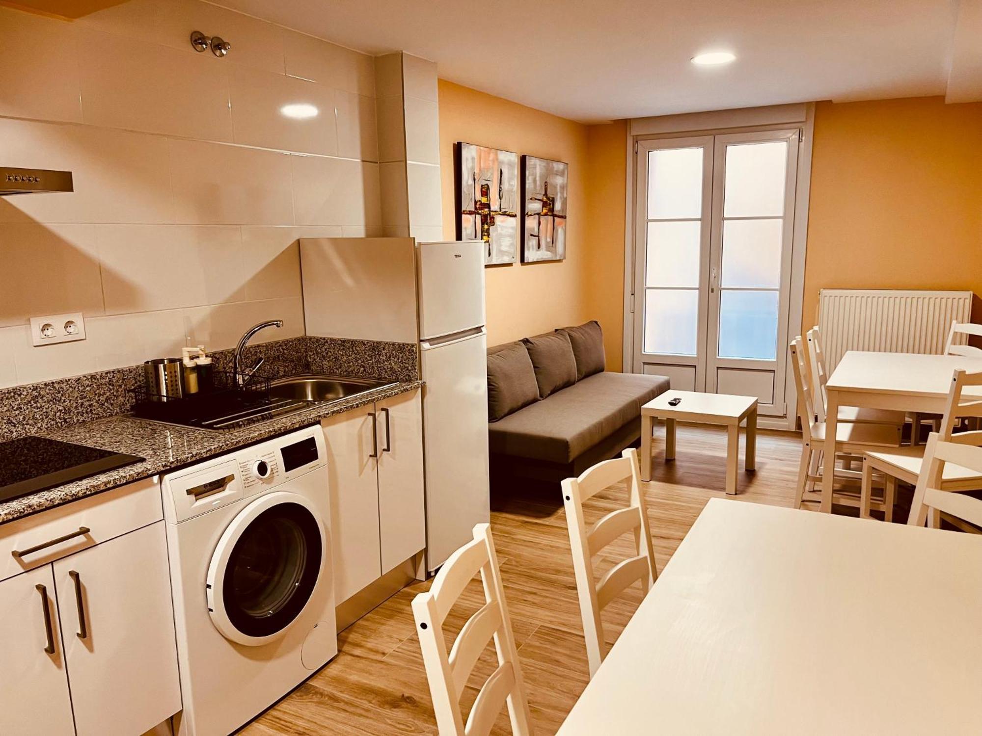 Apartamentos San Nicolas Логроньо Екстериор снимка