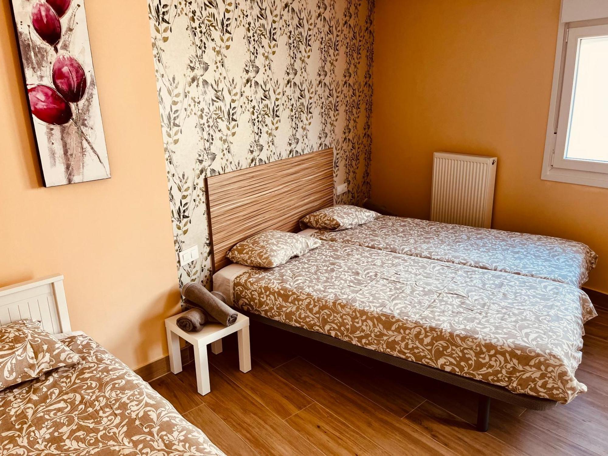 Apartamentos San Nicolas Логроньо Екстериор снимка