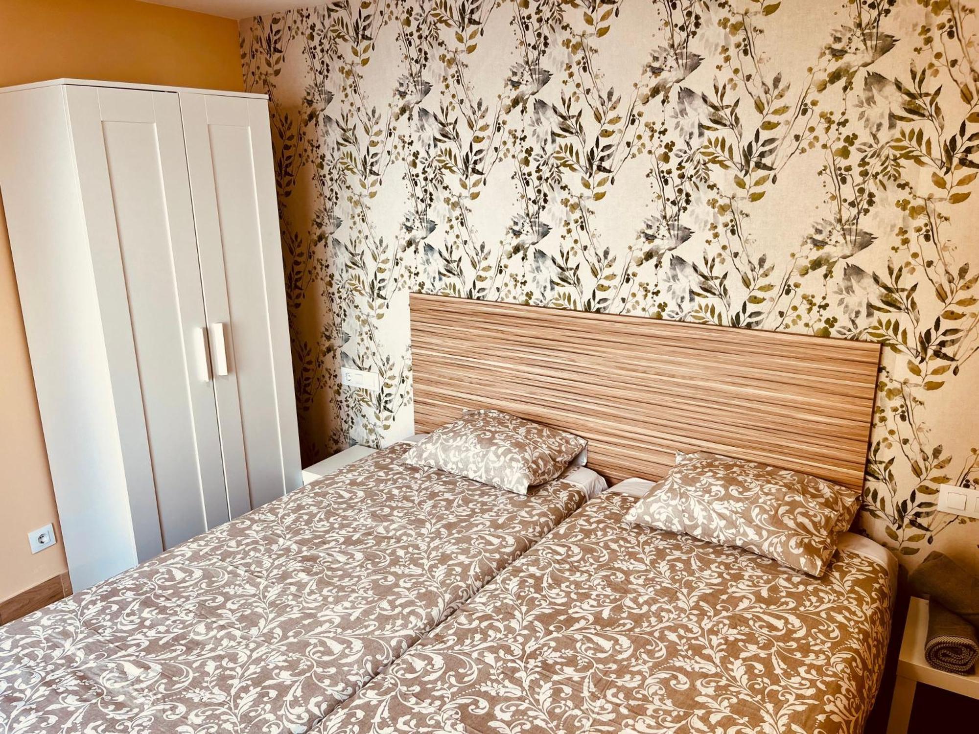 Apartamentos San Nicolas Логроньо Екстериор снимка