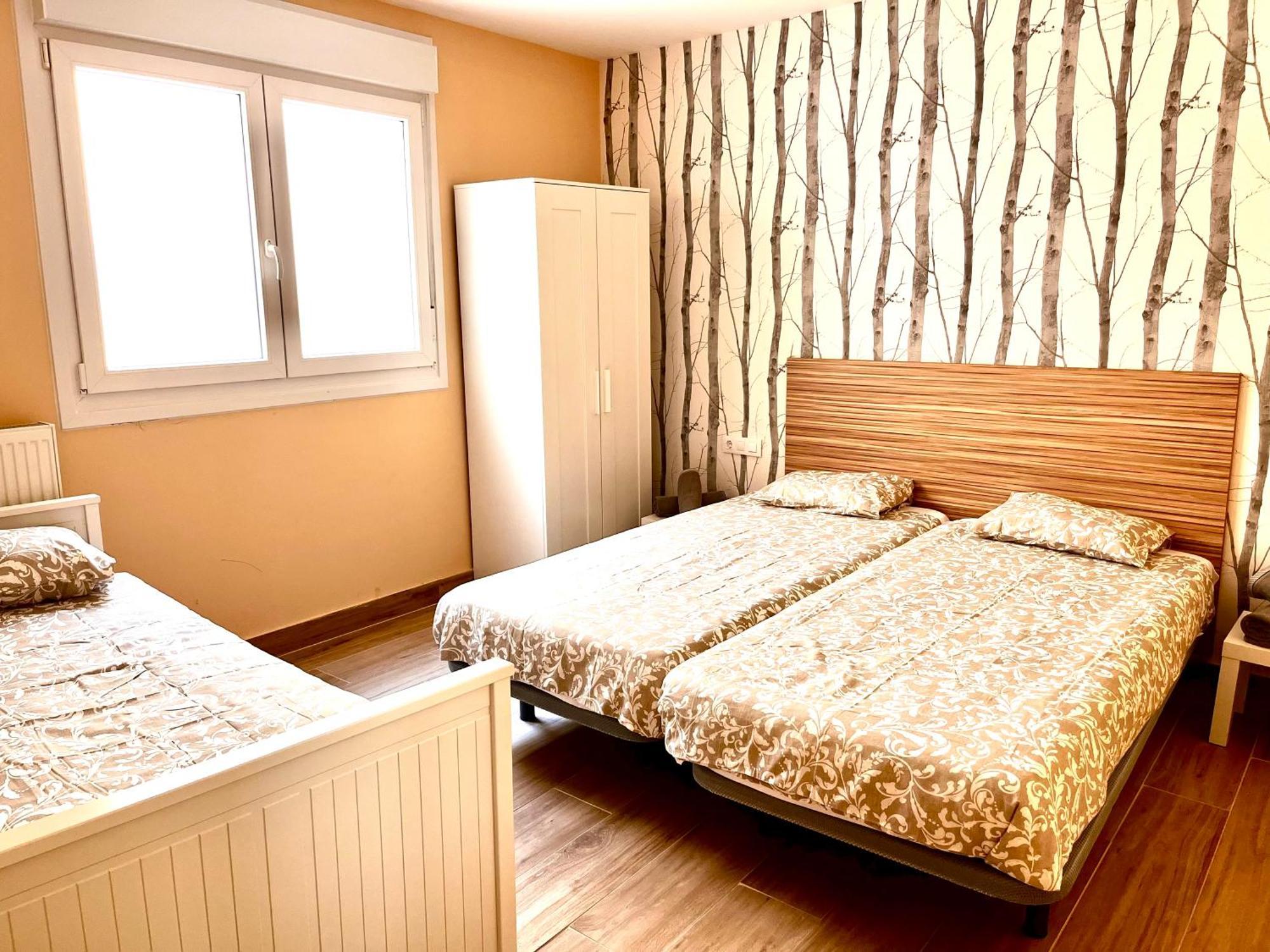 Apartamentos San Nicolas Логроньо Екстериор снимка